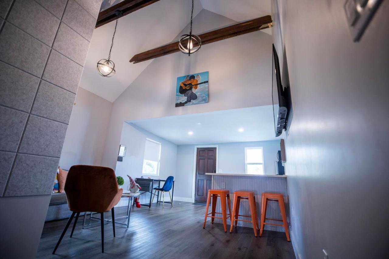 Apartamento The Contemporary Sanford Exterior foto
