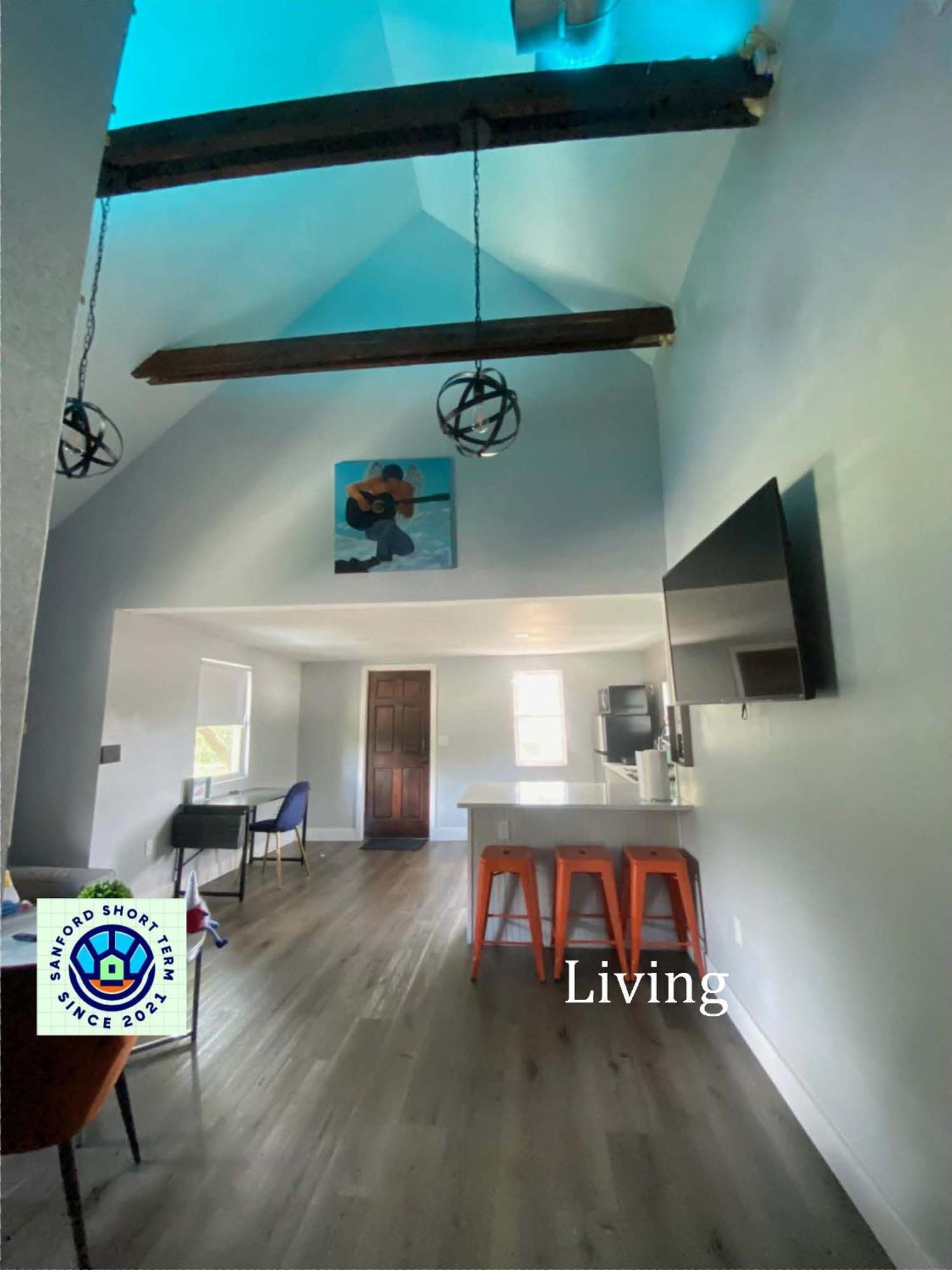 Apartamento The Contemporary Sanford Exterior foto